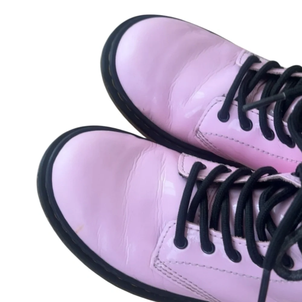 Dr. Martens‎ Girls Junior 1460 Pink Patent Leather Boots Size 2